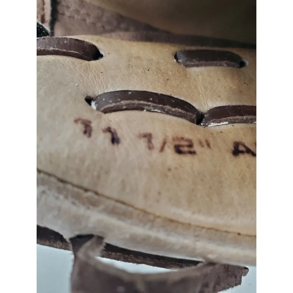Wilson Baseball Softball Glove AO 440 115 BR Right Hand 11‎ 1/2 inch